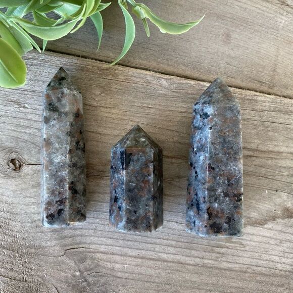 yooperlite Towers - Picture 3 of 5